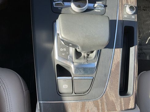 Used 2018 Audi Q5 2.0T Premium Plus w/ Premium Plus Package image 28