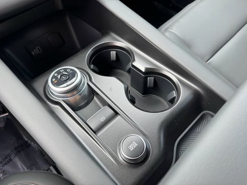 New 2026 Ford Explorer Active w/ Active Comfort Package image 26