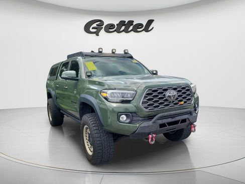 Used 2021 Toyota Tacoma TRD Off-Road w/ Technology Package AWD/4WD image 4