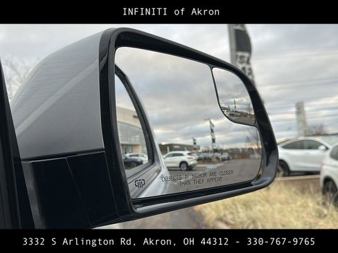 Used 2022 Jeep Wagoneer Series III w/ Flexible Seating Group image 24