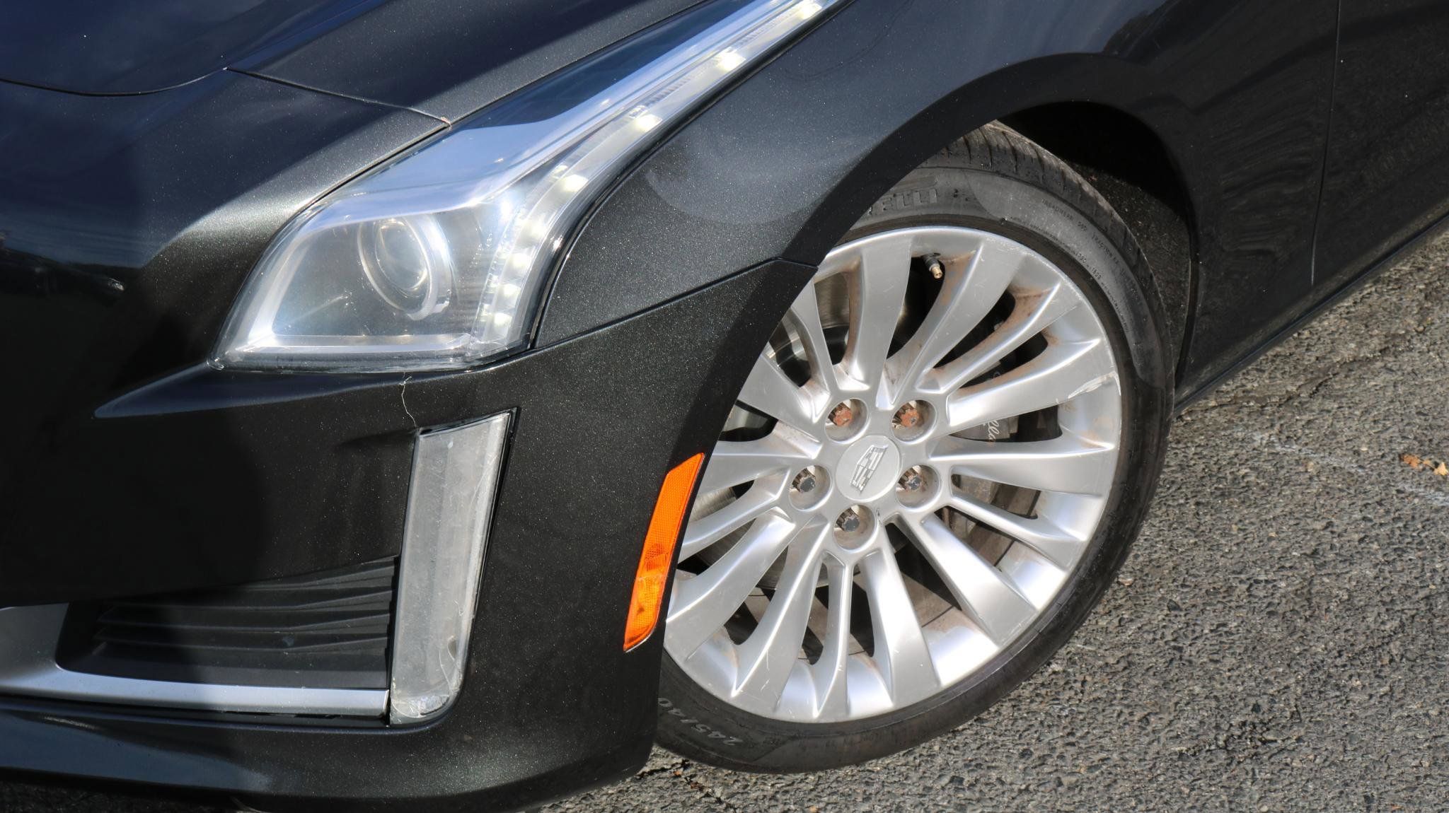 Used 2016 Cadillac CTS Luxury w/ V-Sport Package AWD/4WD image 4
