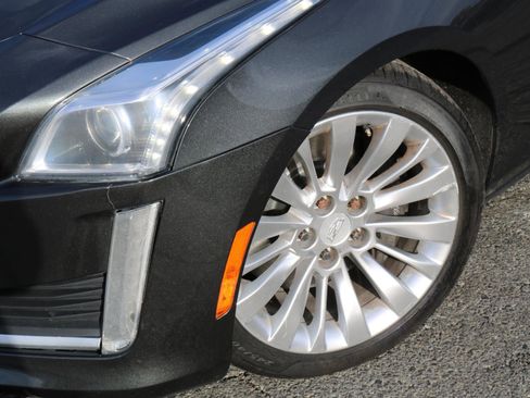 Used 2016 Cadillac CTS Luxury w/ V-Sport Package AWD/4WD image 4