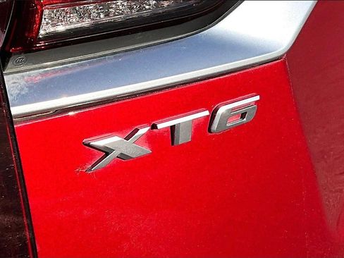 Used 2023 Cadillac XT6 Premium Luxury w/ Technology Package image 32