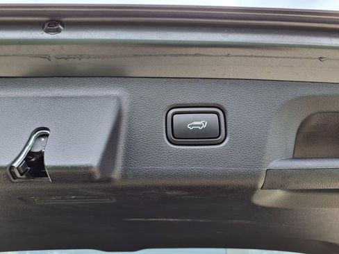 Used 2025 Hyundai Palisade SEL FWD image 14