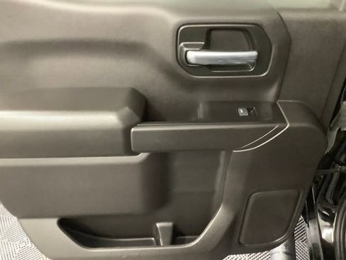 Used 2023 Chevrolet Silverado 1500 W/T AWD/4WD image 5