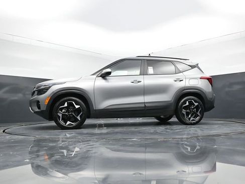 Used 2025 Kia Seltos S image 50