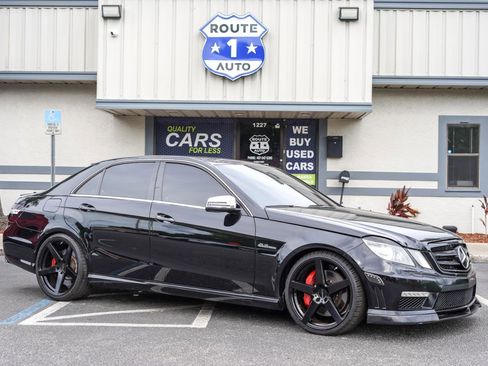 Used 2010 Mercedes-Benz E 63 AMG Sedan image 3