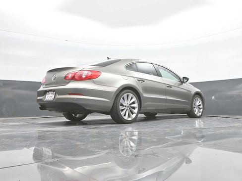 Used 2009 Volkswagen CC VR6 Sport FWD image 24