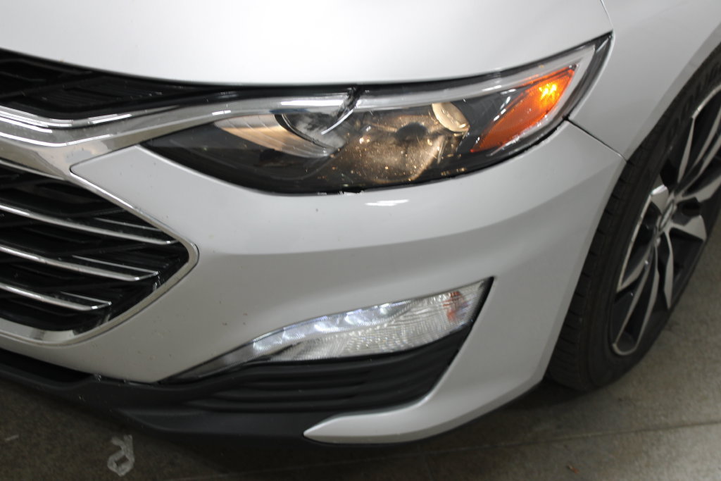 Used 2022 Chevrolet Malibu LT FWD image 13