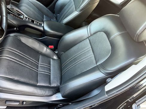 Used 2024 Honda HR-V EX-L image 19