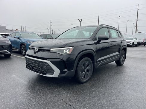 New 2026 Volkswagen Taos S image 2