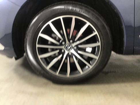 Used 2025 Acura RDX SH-AWD w/ Advance Package image 11