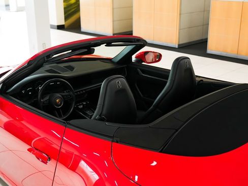 Used 2024 Porsche 911 Carrera S RWD image 37