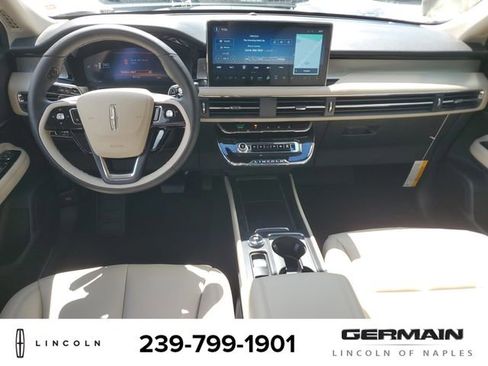 New 2025 Lincoln Corsair FWD image 17