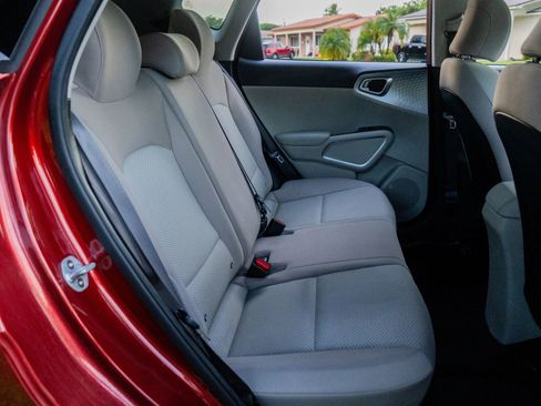 Used 2020 Kia Soul LX image 47