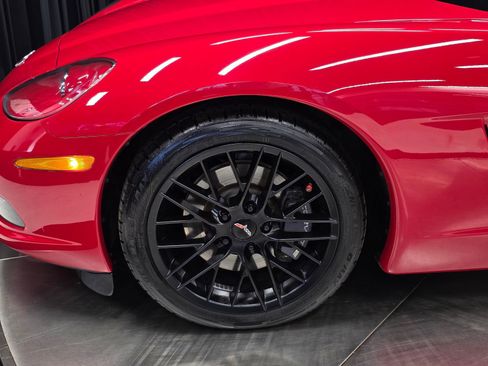 Used 2006 Chevrolet Corvette Convertible RWD image 32