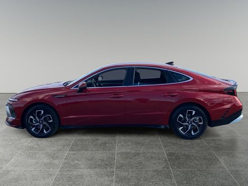 Used 2025 Hyundai Sonata SEL image 2