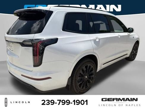Used 2021 Cadillac XT6 Sport w/ LPO, ONYX Package AWD/4WD image 7