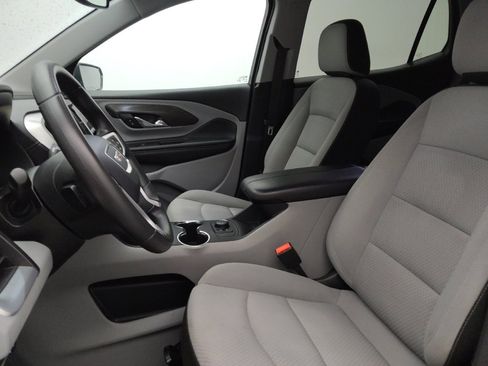 Used 2024 GMC Terrain SLE FWD image 17