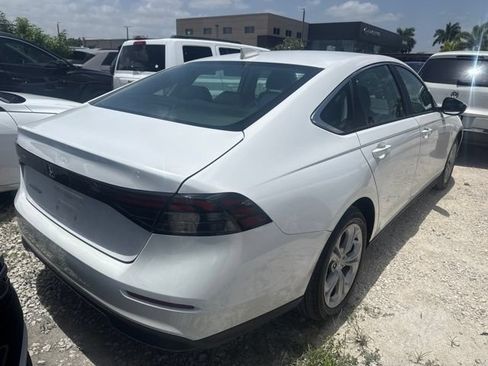 Used 2025 Honda Accord LX image 6