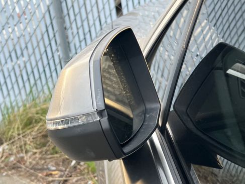 Used 2017 Audi Q7 2.0T Premium Plus image 19