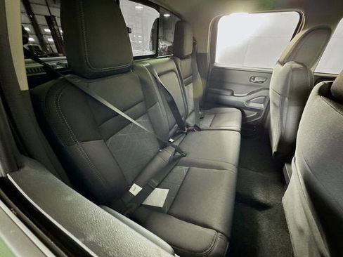 New 2026 Nissan Frontier SV w/ Tow Package AWD/4WD image 22