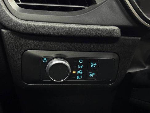 Used 2022 Ford Escape SE image 31