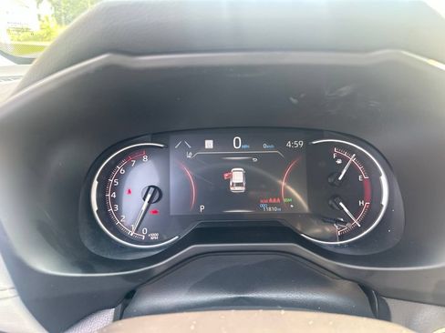 Used 2025 Toyota RAV4 XLE Premium w/ Weather Package AWD/4WD image 19