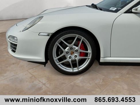Used 2009 Porsche 911 Carrera 4S AWD/4WD image 9