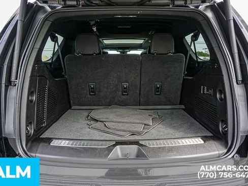 Used 2023 Chevrolet Suburban High Country w/ Premium Package 2 image 25