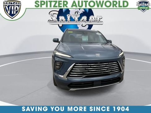 Used 2026 Buick Enclave Preferred AWD/4WD image 3