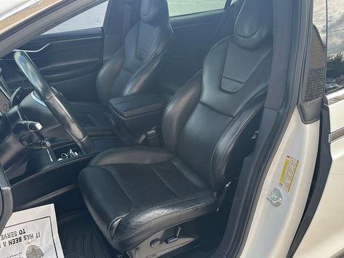Used 2016 Tesla Model X 75D image 10