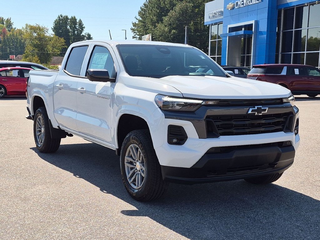 New 2026 Chevrolet Colorado LT w/ LT Convenience Package AWD/4WD image 2