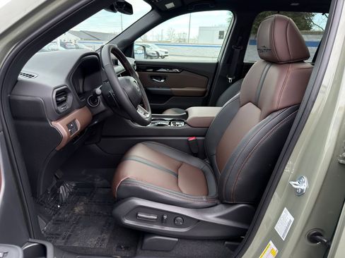 New 2026 Honda Pilot TrailSport image 17