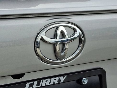 Used 2022 Toyota RAV4 LE AWD/4WD image 29