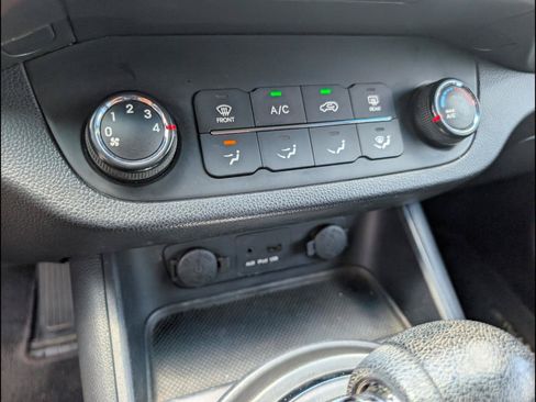 Used 2012 Kia Sportage LX w/ Navigation Pkg FWD image 12
