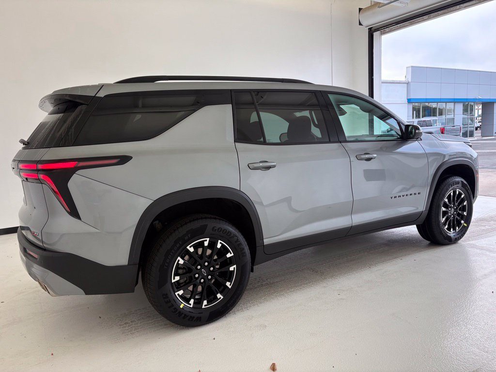 New 2027 Chevrolet Traverse Z71 w/ Driver Confidence Package AWD/4WD image 22