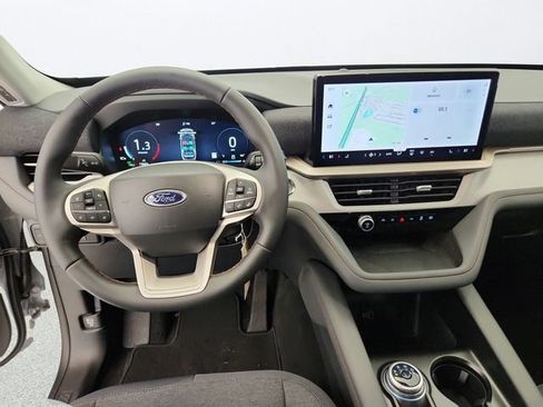 New 2026 Ford Explorer Active AWD/4WD image 14