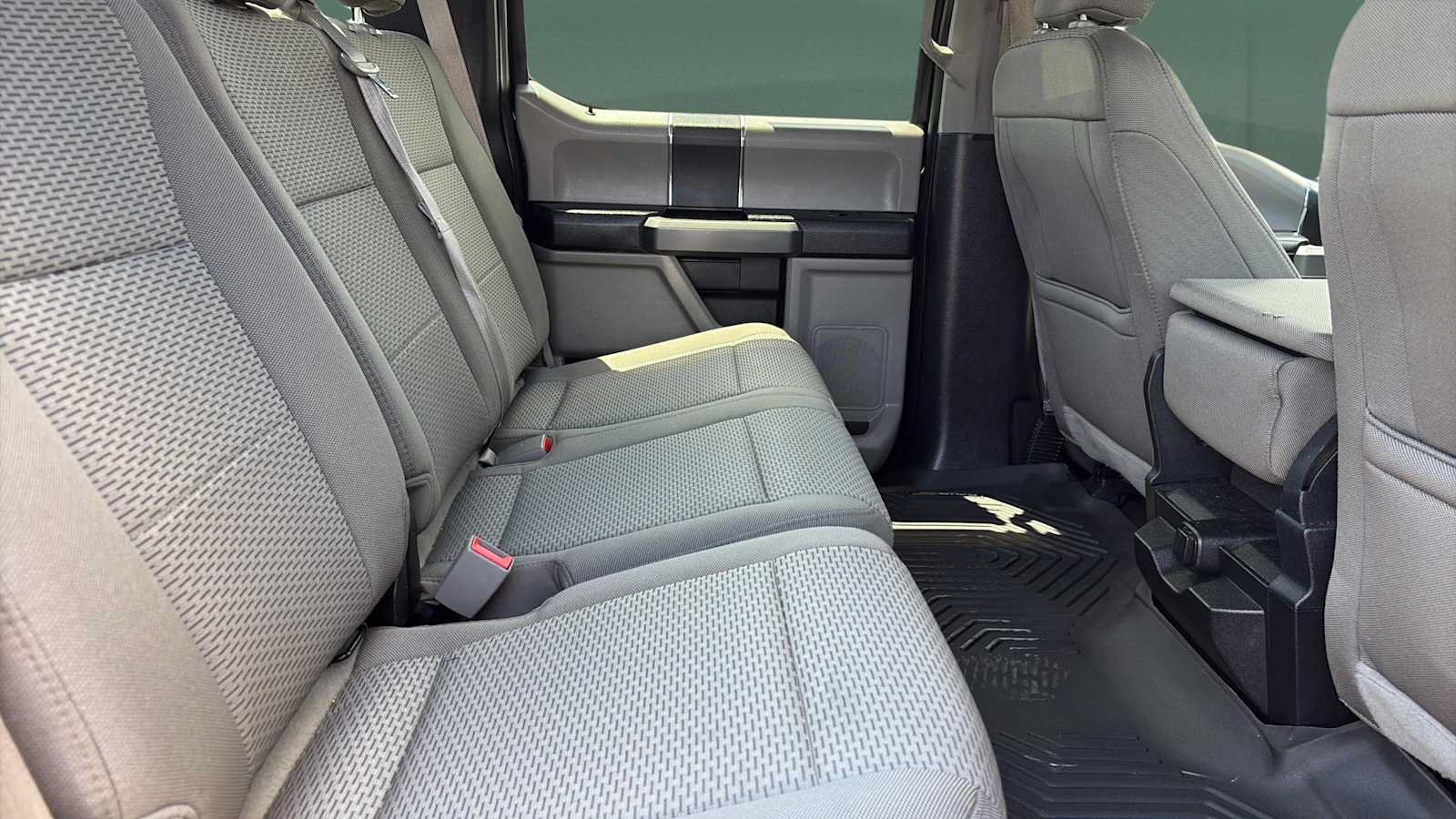 Used 2018 Ford F150 XLT AWD/4WD image 24