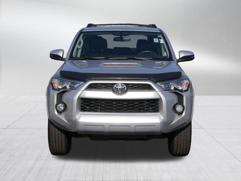 Used 2017 Toyota 4Runner TRD Off-Road Premium AWD/4WD image 2