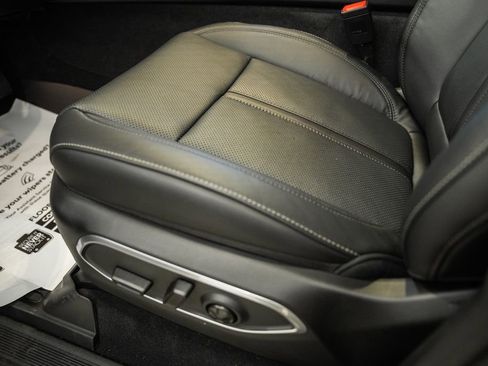 New 2026 Jeep Grand Wagoneer 4WD image 41