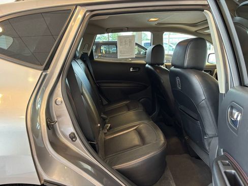 Used 2011 Nissan Rogue SV w/ SL Pkg AWD/4WD image 27
