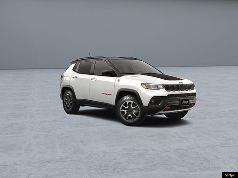 New 2026 Jeep Compass Trailhawk AWD/4WD image 11