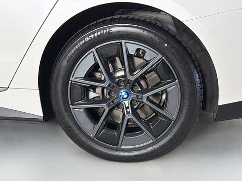 Certified 2023 BMW i4 eDrive35 w/ Premium Package RWD image 32