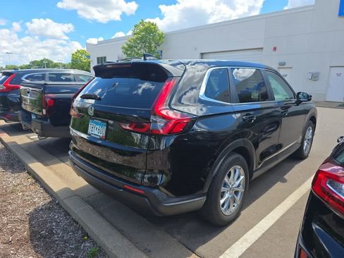 Used 2026 Honda CR-V EX image 4