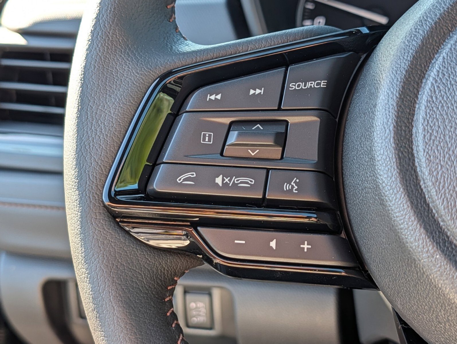 New 2026 Subaru Forester Touring AWD/4WD image 37