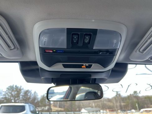 Used 2024 Subaru Crosstrek 2.5i Limited image 16