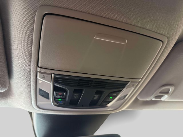 Certified 2024 Acura MDX w/ Technology Package AWD/4WD image 29