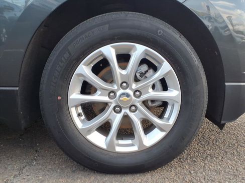 Certified 2021 Chevrolet Equinox LS w/ LS Convenience Package image 10