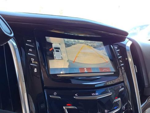 Used 2017 Cadillac Escalade Premium Luxury AWD/4WD image 14